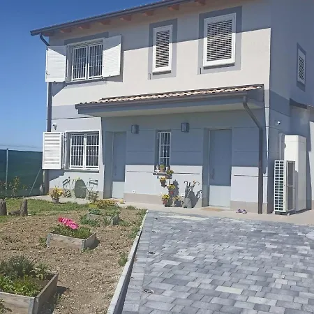 Ca Betty Bed & Breakfast 3*